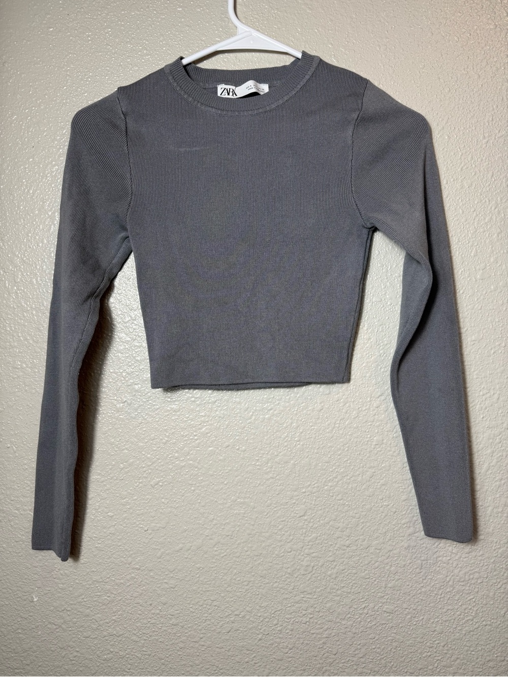 Zara Gray Ribbed Cropped Knit Top Long Sleeve Crew Neck Size Small